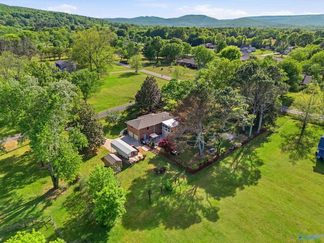 200 Powell Street, Gurley, AL 35748