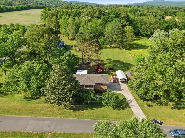 200 Powell Street, Gurley, AL 35748