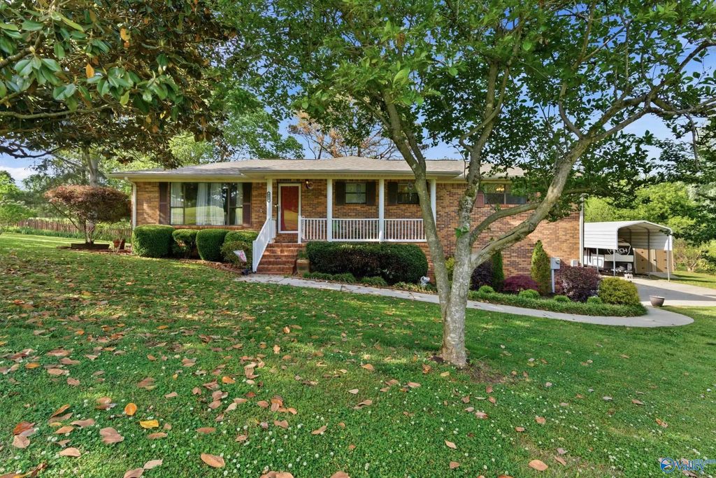 200 Powell Street, Gurley, AL 35748