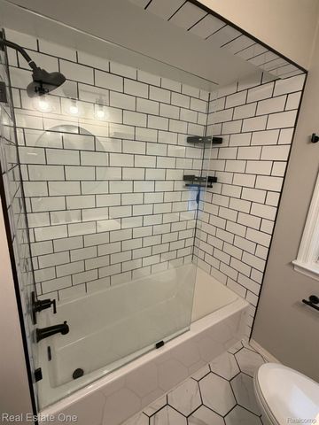 203 S Wilson Avenue, Royal Oak, MI 48067