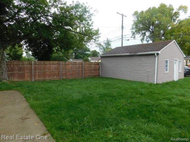 203 S Wilson Avenue, Royal Oak, MI 48067