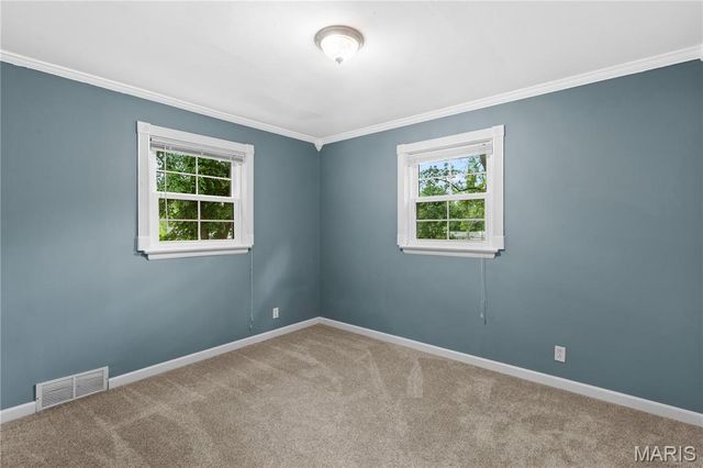 280 S Lafayette Street, Florissant, MO 63031