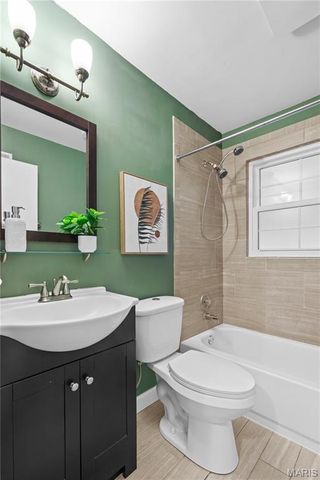 280 S Lafayette Street, Florissant, MO 63031