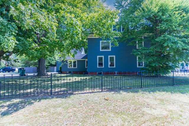 2 Pleasant Street, Rochester, NH 03867