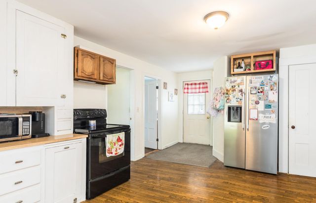 2 Pleasant Street, Rochester, NH 03867