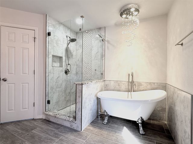 2312 Collington Drive, Roanoke, TX 76262