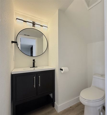 2312 Collington Drive, Roanoke, TX 76262