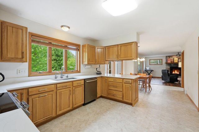 3650 Ice Age Drive, Madison, WI 53719