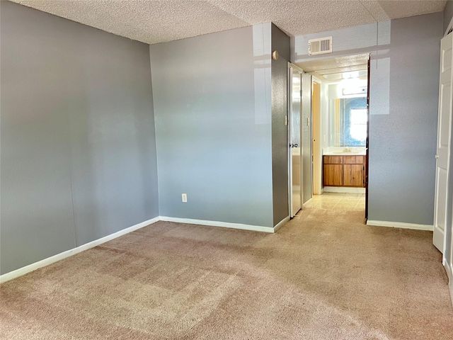 10203 Forum Park Drive 218, Houston, TX 77036