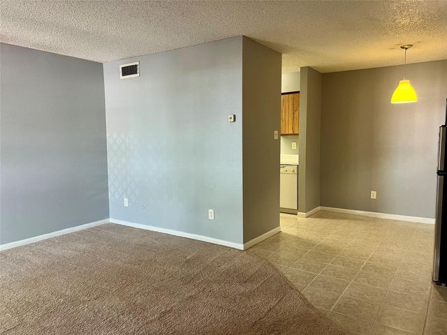 10203 Forum Park Drive 218, Houston, TX 77036