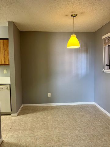 10203 Forum Park Drive 218, Houston, TX 77036
