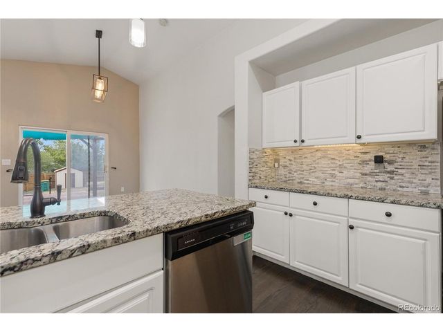 12181 Applewood Ct, Broomfield, CO 80020