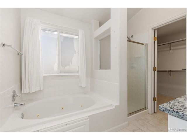 12181 Applewood Ct, Broomfield, CO 80020
