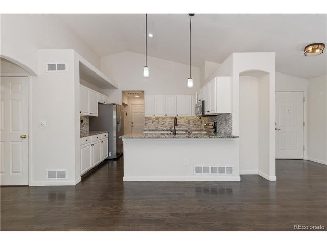 12181 Applewood Ct, Broomfield, CO 80020