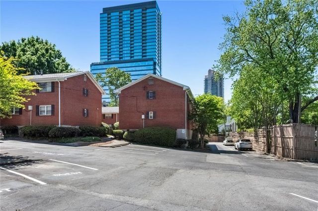 3660 Peachtree NE C2, Atlanta, GA 30319