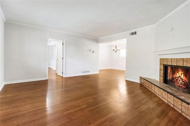 3660 Peachtree NE C2, Atlanta, GA 30319