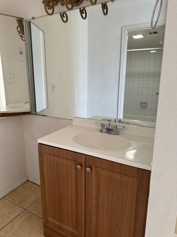 16402 N 31st Street 119, Phoenix, AZ 85032