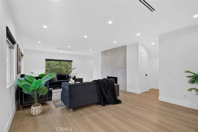 1433 El Rito, Glendale, CA 91208