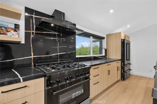 1433 El Rito, Glendale, CA 91208