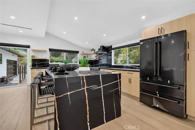 1433 El Rito, Glendale, CA 91208