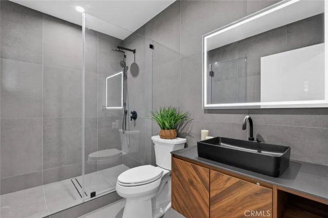 1433 El Rito, Glendale, CA 91208