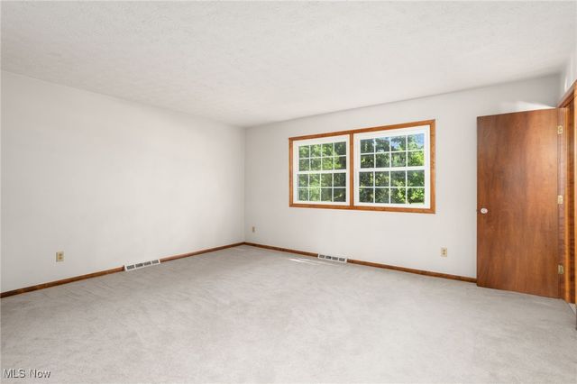 32145 Bainbridge Road, Solon, OH 44139