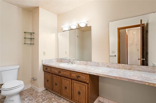 32145 Bainbridge Road, Solon, OH 44139