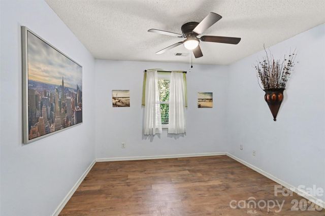 10150 Frosty Lane, Charlotte, NC 28216
