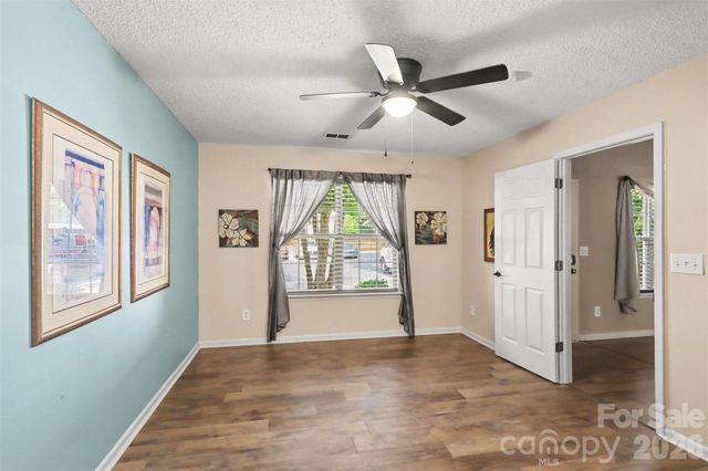 10150 Frosty Lane, Charlotte, NC 28216