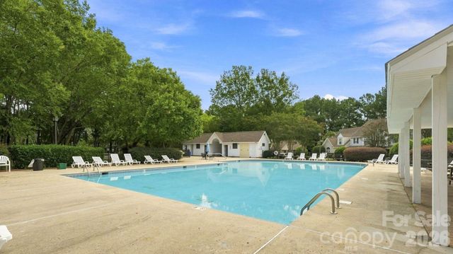 10150 Frosty Lane, Charlotte, NC 28216