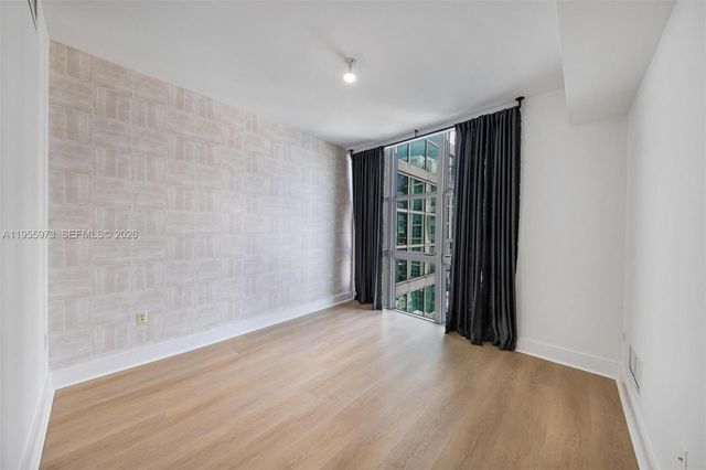 3131 NE 188th St 2-803, Aventura, FL 33180