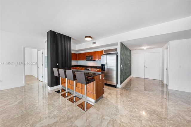 3131 NE 188th St 2-803, Aventura, FL 33180