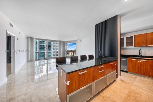 3131 NE 188th St 2-803, Aventura, FL 33180