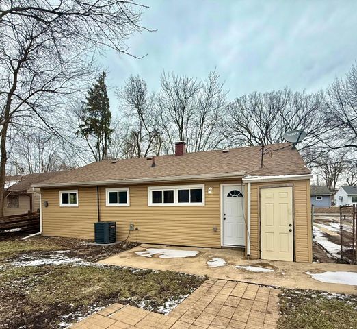 2517 E 22nd Place, Gary, IN 46407