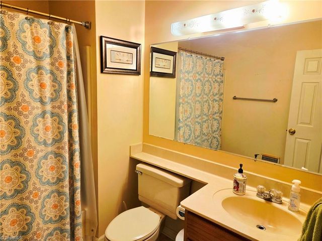 275 Raven Oak Drive, Wilkesboro, NC 28697