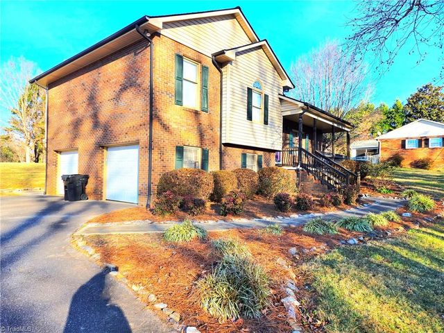 275 Raven Oak Drive, Wilkesboro, NC 28697