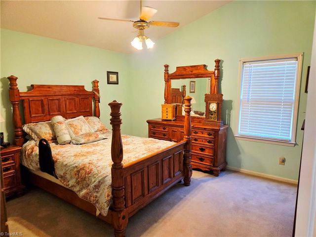 275 Raven Oak Drive, Wilkesboro, NC 28697