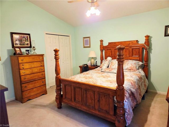 275 Raven Oak Drive, Wilkesboro, NC 28697