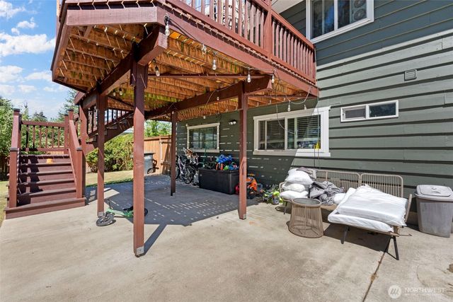 1803 S 232nd Street, Des Moines, WA 98198