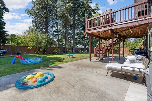 1803 S 232nd Street, Des Moines, WA 98198