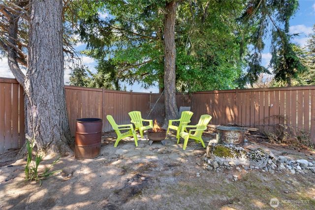 1803 S 232nd Street, Des Moines, WA 98198