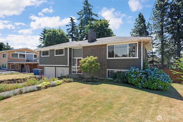 1803 S 232nd Street, Des Moines, WA 98198