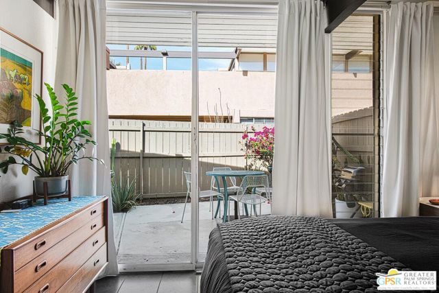 1111 E Palm Canyon Drive 301, Palm Springs, CA 92264