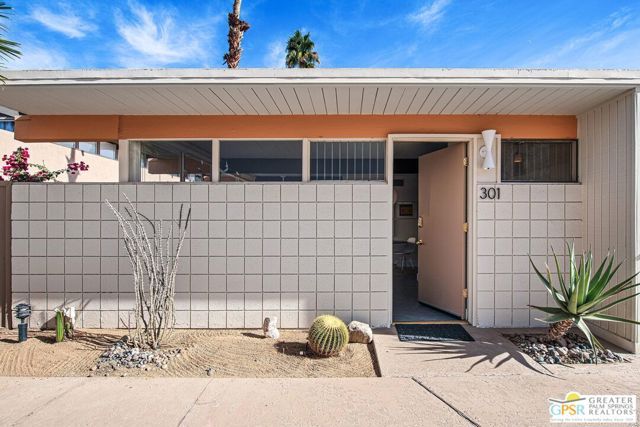 1111 E Palm Canyon Drive 301, Palm Springs, CA 92264