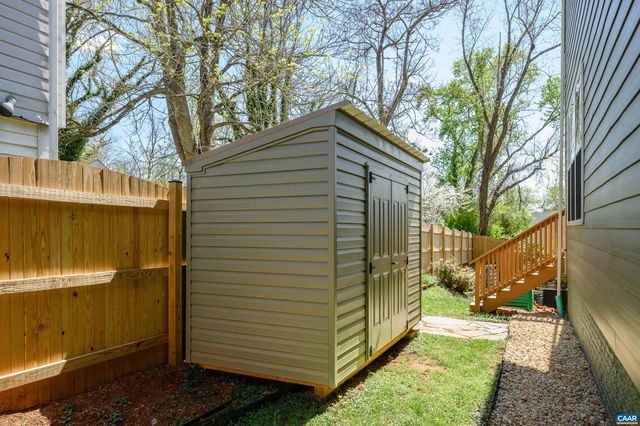 908 ELLIOTT AVE, Charlottesville, VA 22902