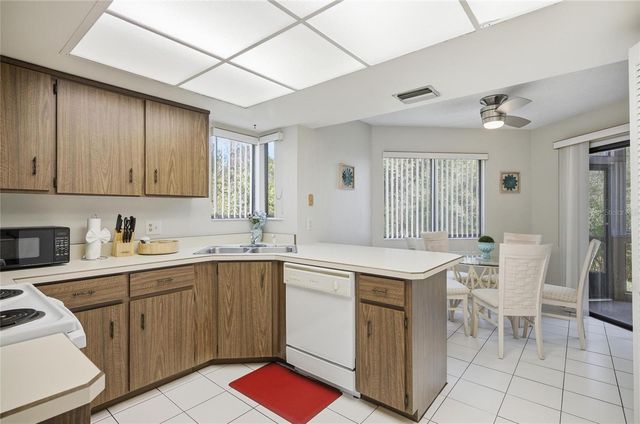 31 OXFORD LANE, Palm Coast, FL 32137