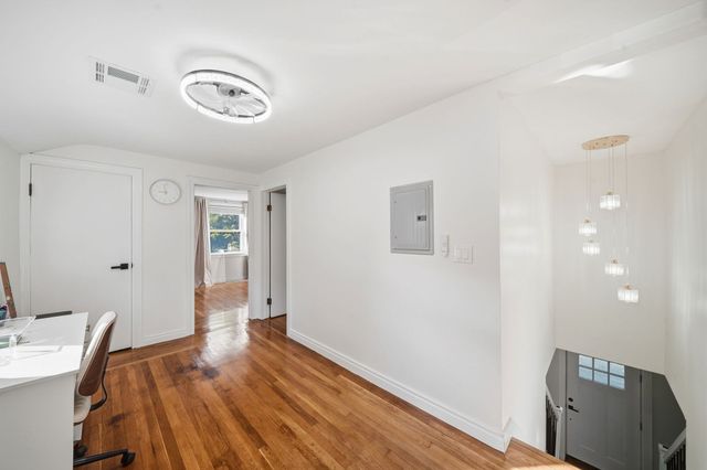 856 Newport Ave, Attleboro, MA 02703