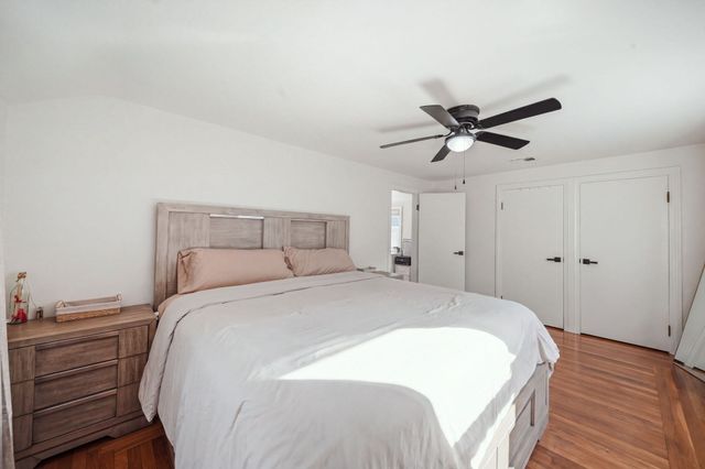 856 Newport Ave, Attleboro, MA 02703