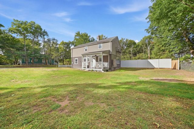 856 Newport Ave, Attleboro, MA 02703