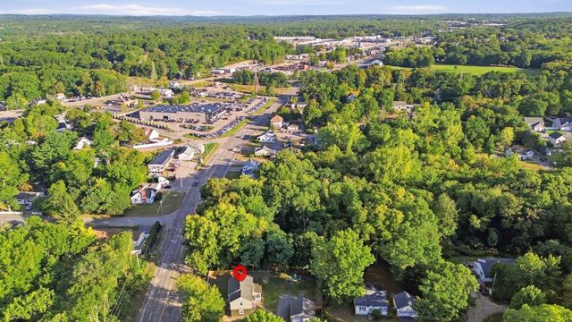 856 Newport Ave, Attleboro, MA 02703